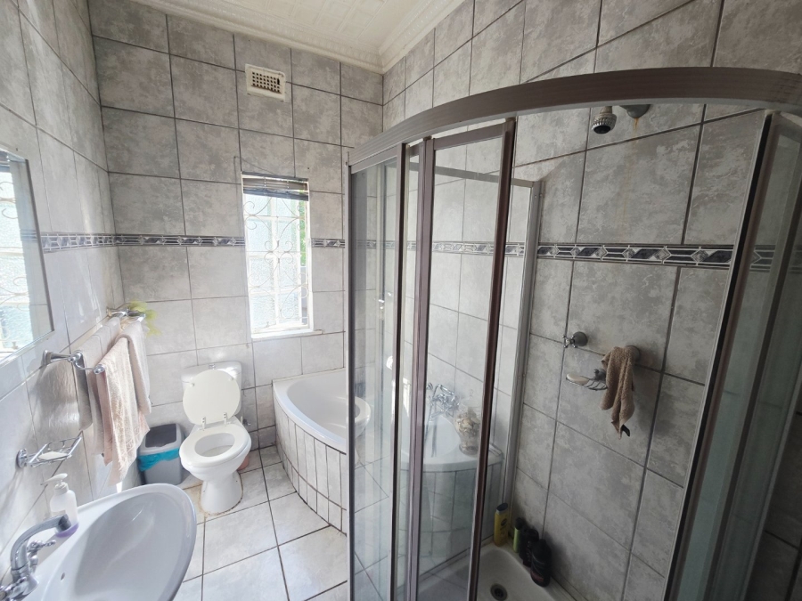 4 Bedroom Property for Sale in Westdene Free State